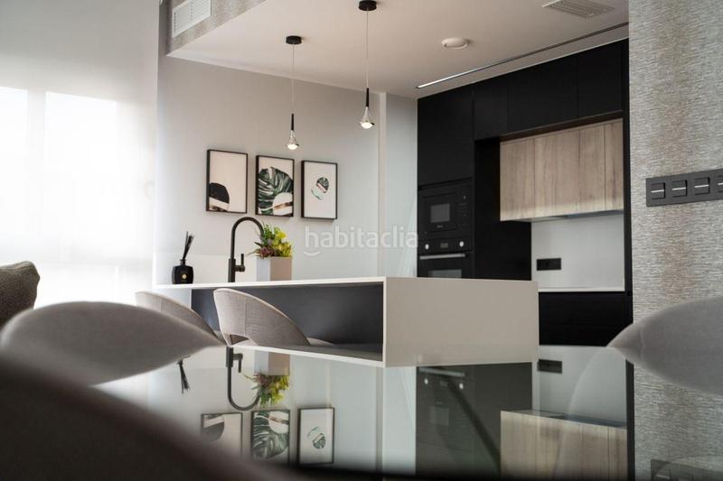 Foto f972796a-c3b2-49b8-8d8c-1b0d772bf3bf. Maison avec parking piscine dans Los Almendros Orihuela