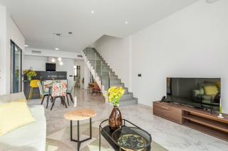 Chalet à Benijófar. Villa de 3 dormitorios y 3 baños en benijófar