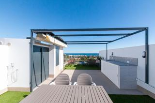 Dúplex a Los Secanos. Apartamentos de lujo de 3 dormitorios con vistas al mar, zona gu
