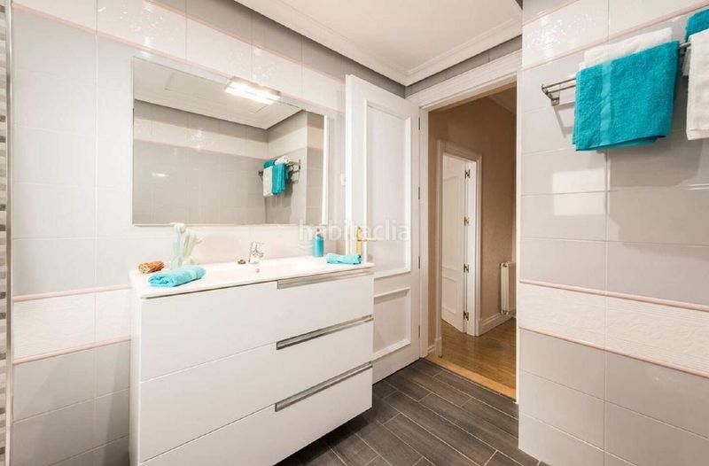 Foto 8a3603b0-b626-4f94-a067-b928f8a8be65. Alquiler piso en Ses Figueretes - Platja d'en Bossa - Cas Serres Ibiza