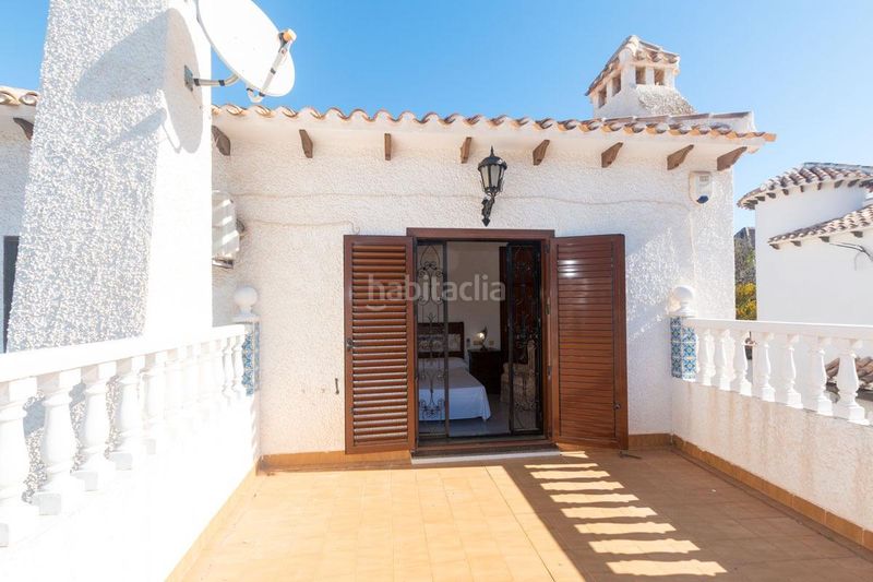 Foto 08ab4883-4cbf-4160-86c3-a224f95591e0. Xalet amb aparcament piscina a La Zenia Orihuela