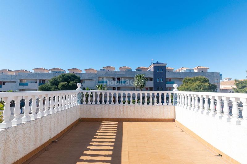 Foto 67b82718-6504-4f21-a65b-9f743bd4e5db. Xalet amb aparcament piscina a La Zenia Orihuela