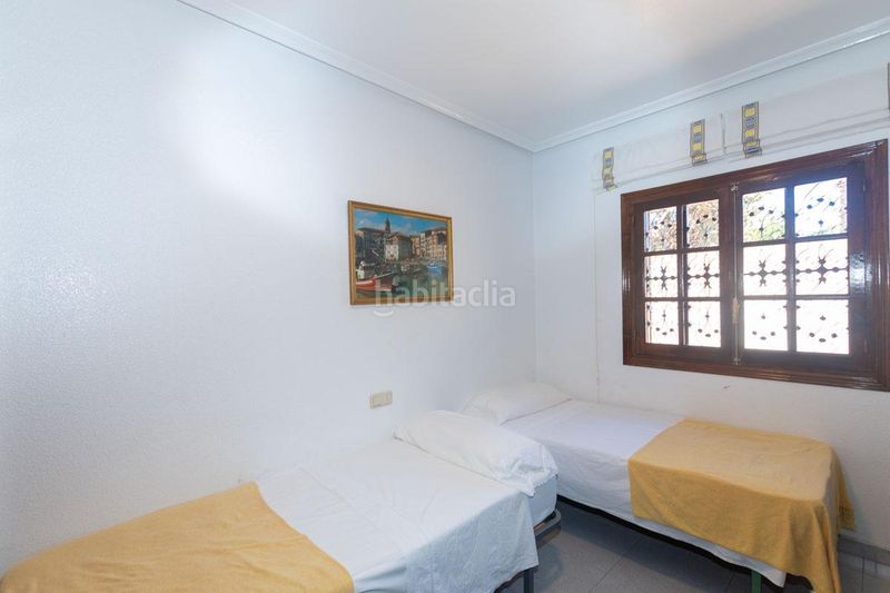 Foto d2b5f6dd-2607-47c2-aa79-f3f39561e18e. Xalet amb aparcament piscina a La Zenia Orihuela