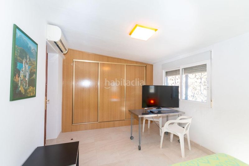 Foto d3bae5e6-80dc-4fec-a837-3c97feb68022. Xalet amb aparcament piscina a La Zenia Orihuela