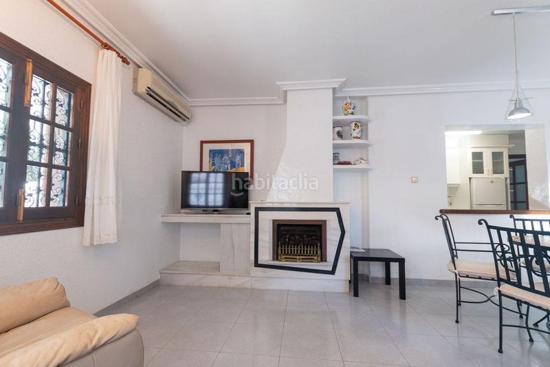 Foto e7e36f5d-96a6-47d0-acfd-e7e423f14acf. Xalet amb aparcament piscina a La Zenia Orihuela