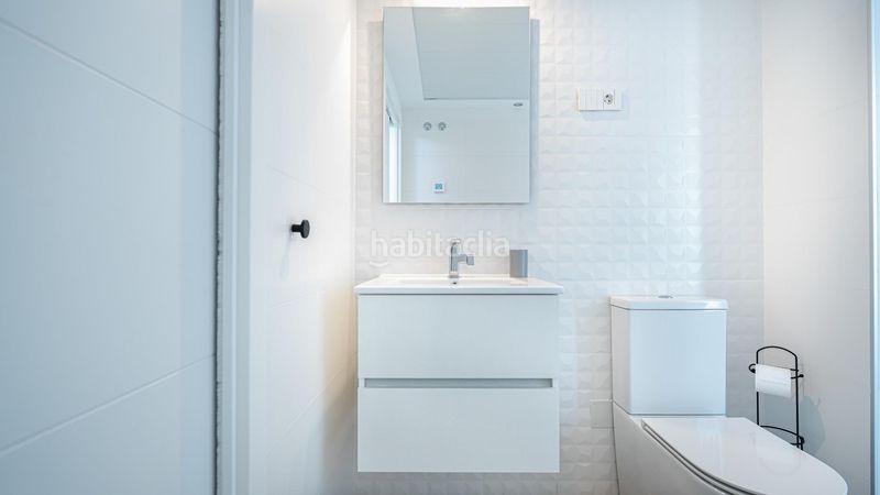 Foto 05a2baf2-5f68-4f83-8dc8-51f3b1e5ee02. Apartament amb aparcament piscina a Punta Prima Torrevieja
