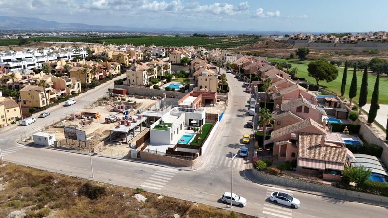 Foto dddf72f4-ee11-4b96-94e3-d5f9b36e8b5a. Xalet amb aparcament a Algorfa