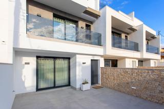 Duplex à Torre de la Horadada. Duplex de 3 dormitorios y 2 baños a 200 metros del mar. torre ho