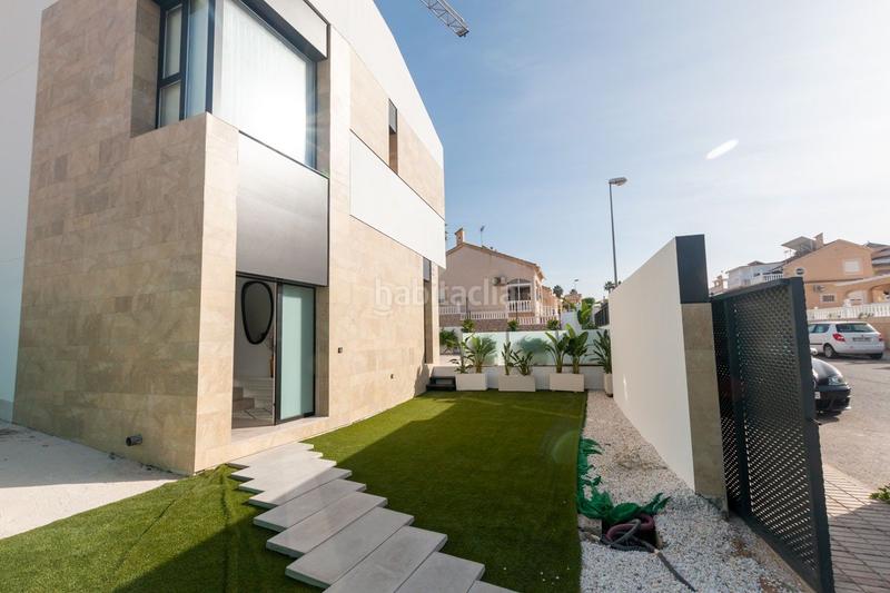 Foto 6579714a-808b-4416-b425-8034083f05be. Chalet con piscina in La Florida Orihuela