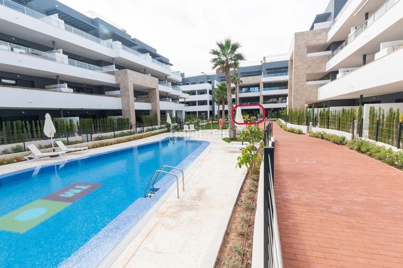 Foto 1e61e4c9-7b28-4c56-b390-6559b359cbe0. Apartament amb aparcament piscina a Playa Flamenca Orihuela