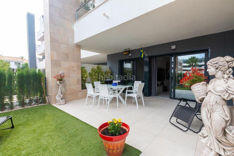 Foto b77694d6-c86c-4157-aef1-bb38a1e3c7be. Apartament amb aparcament piscina a Playa Flamenca Orihuela