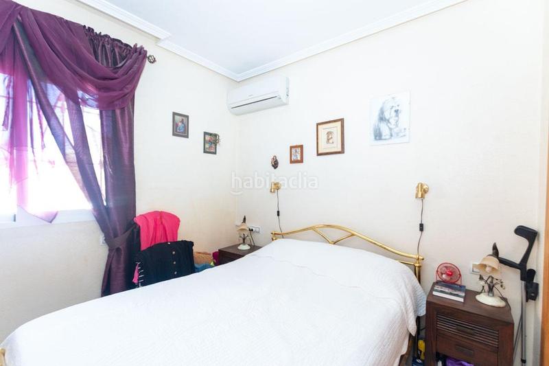 Foto 6a33e69f-d57c-4b76-a5a3-3c52798b1a95. Casa adosada adosado con 2 dormitorios y 2 baños, con piscinas comunitaria en zona villamartin costa en Orihuela