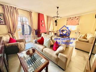 Chalet in Camino Algarrobo - Las Arenas. Fantástica vivienda con encanto andaluz y vistas panorámicas en