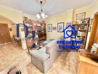 Casa en Centro Ciudad - El Carmen. Casa espaciosa en zona céntrica con gran terraza y patio interio Casa en Centro Ciudad - El Carmen. Casa espaciosa en zona céntrica con gran terraza y patio interio