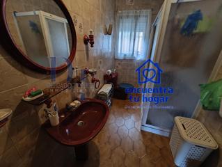Casa en Alcaucn. Oportunidad en alcaucn: casa divisible en dos viviendas con ter