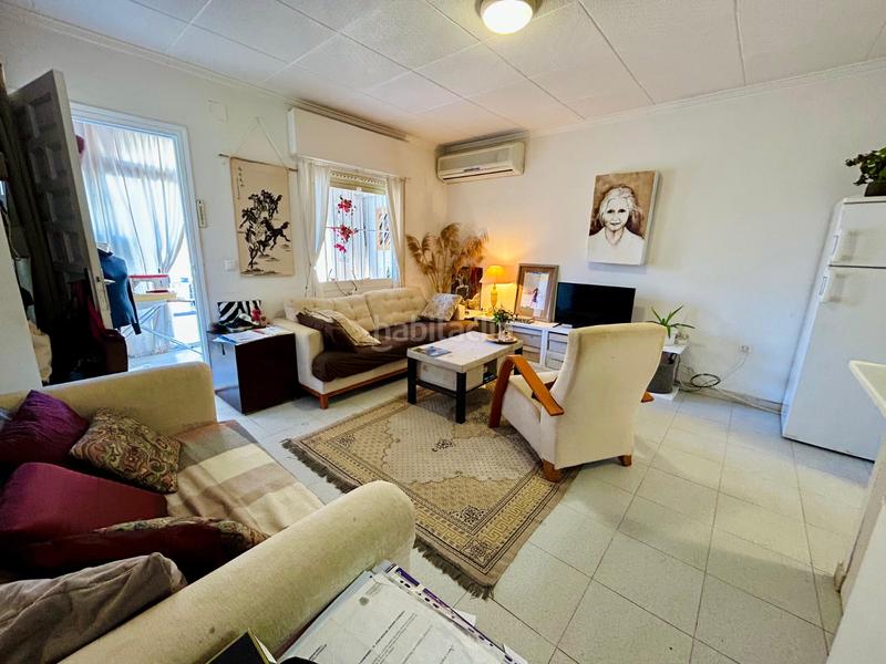 Foto 47e0c497-48e9-4a1f-8547-7ae04bf0fdaa. Casa adossada a Zona Carrefour - Urbanizaciones Torrevieja