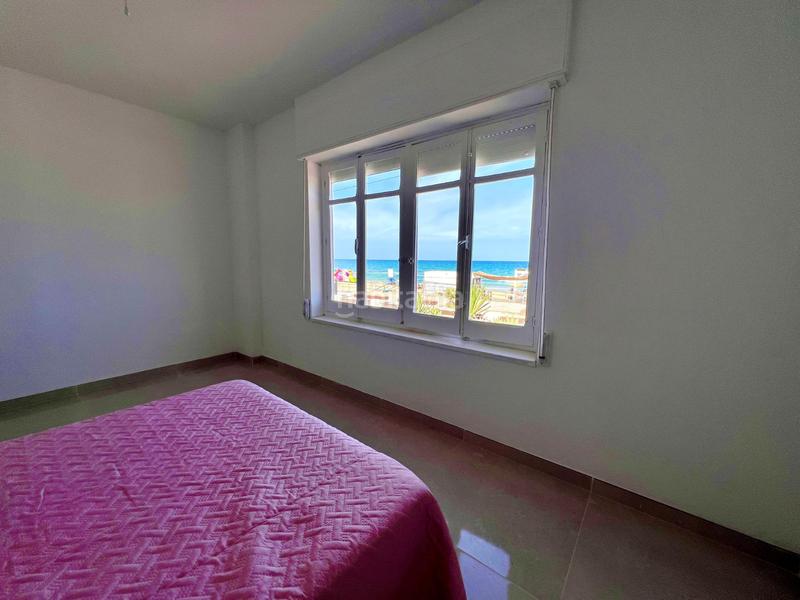 Foto 506ba330-1ac1-4a48-9391-a206481e5e21. Casa aparellada a Los Europeos Torrevieja