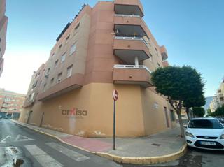 Business premise en Plaza de la Luz. Venta de local comercial esquina en ejido centro  admite dividir