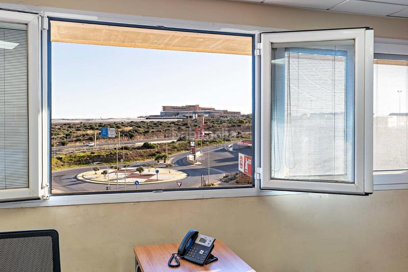 Foto 2bcb30a1-97b0-4159-ba0b-b19ec62b70ec. Büro mit heizung in Santo Domingo Ejido (El)