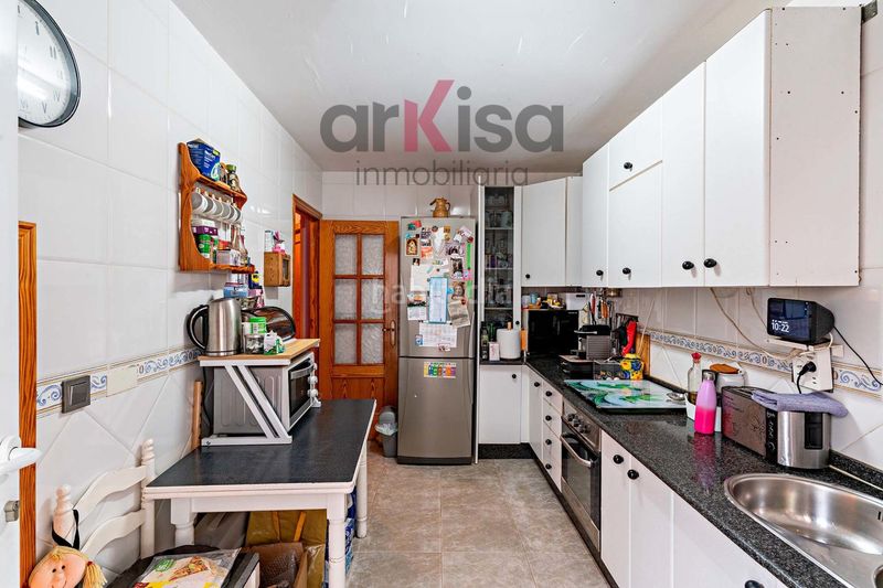 Foto 68cd0484-0b2a-43ff-9180-c2f5707ebfe3. Duplex avec parking dans Berja