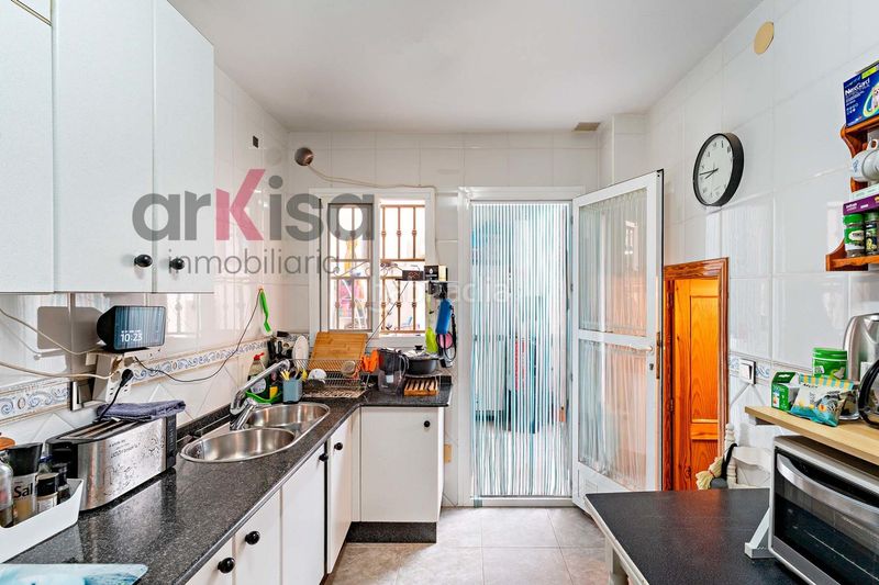Foto 9f686c5e-cd20-4cd5-8159-8a7a111d480e. Duplex avec parking dans Berja