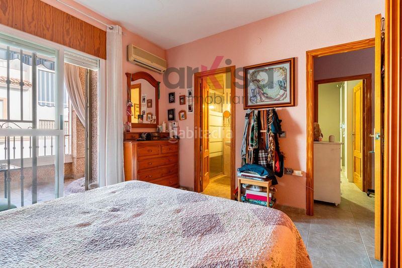 Foto a88e35b7-4515-4ba7-9aa7-1f65d23fc9c0. Duplex avec parking dans Berja