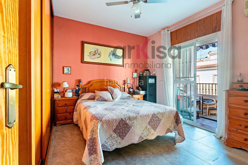 Foto c1d4f483-6114-4282-9d17-df887263a2e0. Duplex avec parking dans Berja