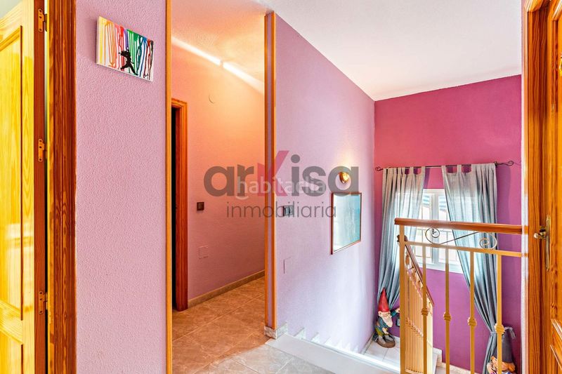 Foto fe3a0a3e-2960-4ca0-a9a8-d3dcbefd8f5c. Duplex avec parking dans Berja