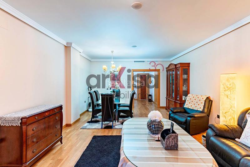 Foto 82e6dfb8-bed8-423a-a37e-9a73a5ce4bf5. Piso espectacular piso de 170 m con excelentes calidades en el centro de el ejido en Ejido (El)