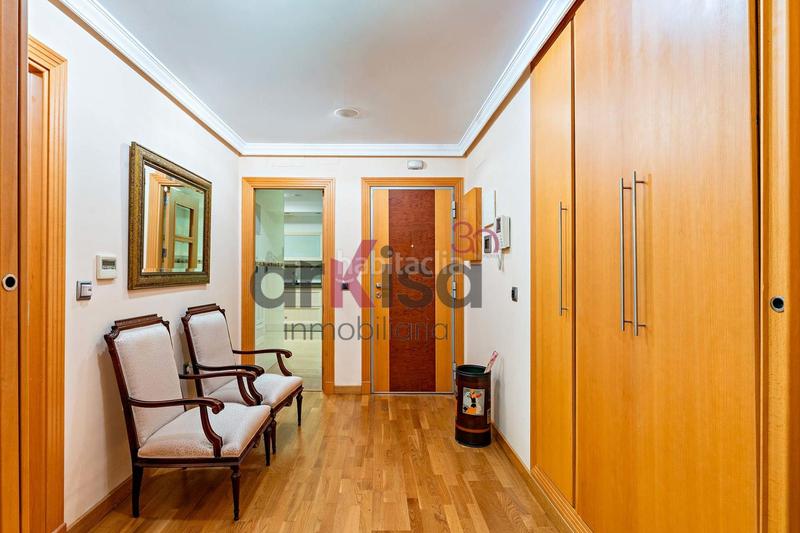 Foto a0ad6490-63c3-4ec8-bf01-e2b2a5755d9f. Piso espectacular piso de 170 m con excelentes calidades en el centro de el ejido en Ejido (El)