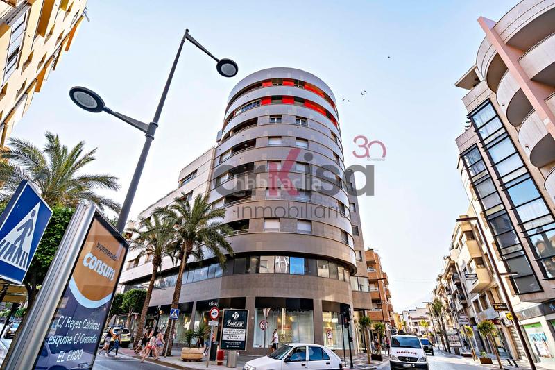 Foto aa88d74f-1adf-4ad0-95e4-9b2a76e989e8. Piso espectacular piso de 170 m con excelentes calidades en el centro de el ejido en Ejido (El)