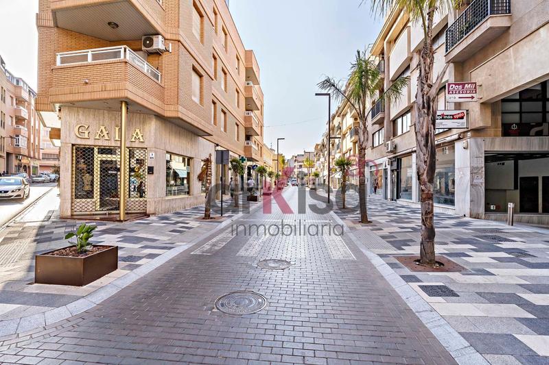 Foto c3dfc755-3ab3-4931-94bf-6efa1d1b62a2. Piso espectacular piso de 170 m con excelentes calidades en el centro de el ejido en Ejido (El)