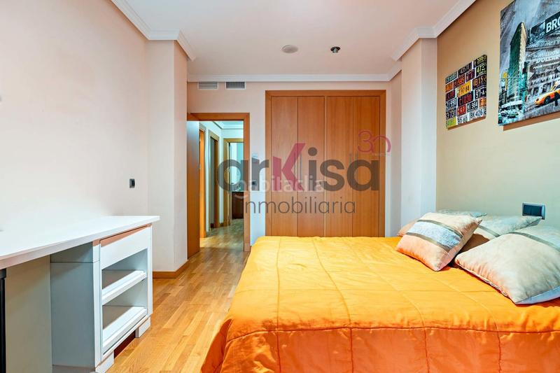 Foto e2814f54-a0b8-405a-87d5-7b6326a8bb54. Piso espectacular piso de 170 m con excelentes calidades en el centro de el ejido en Ejido (El)