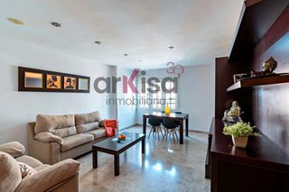 Pis a Plaza de la Luz. Luminoso piso de 3 habitaciones en pleno centro  listo para entr