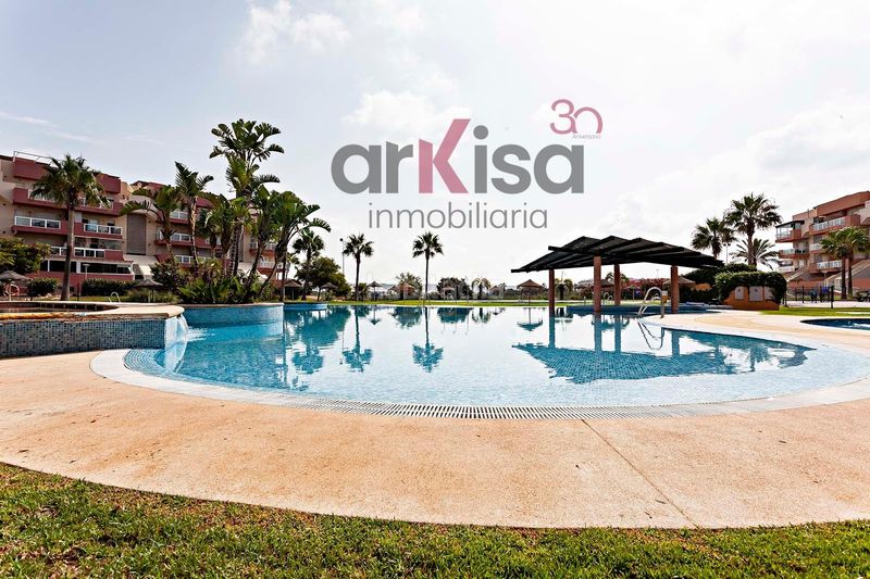 Foto 5df60c83-cba9-45b9-b75b-fb0f31e26589. Apartament amb aparcament piscina a Almerimar Ejido (El)