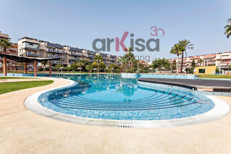 Foto 86c05dc0-d1c4-43f3-8b80-6def97e173db. Apartament amb aparcament piscina a Almerimar Ejido (El)