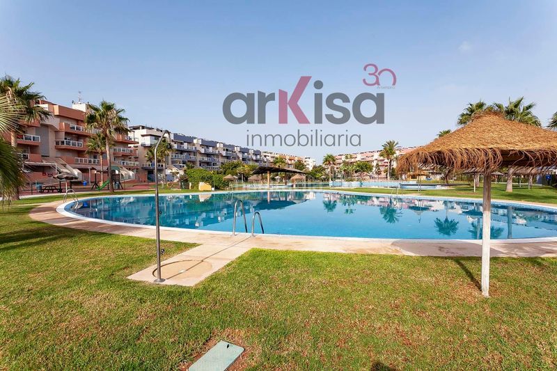 Foto d4c058e7-4f03-466e-aa88-8f6e034ffc2e. Apartament amb aparcament piscina a Almerimar Ejido (El)