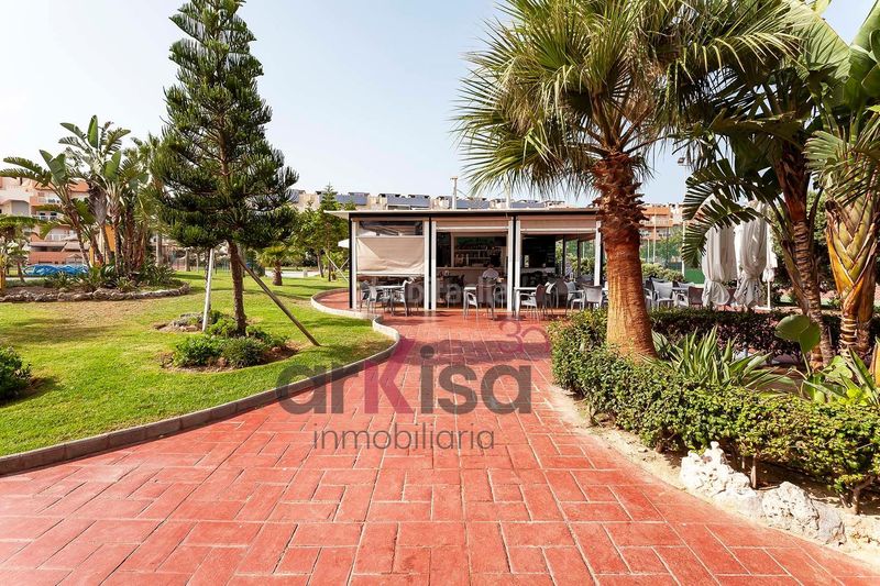 Foto f35d8e75-75bc-4a42-81c6-247b55b47d1a. Apartament amb aparcament piscina a Almerimar Ejido (El)