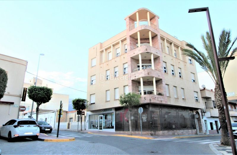Foto 45251a26-3b22-418b-9df5-b525dc59f300. Lloguer local comercial a Ejido centro Ejido (El)