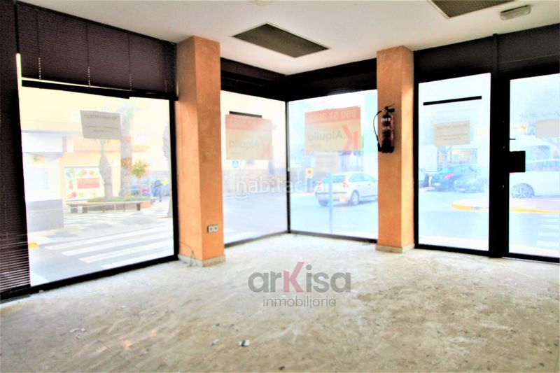 Foto bb2fe87a-5e36-4866-be74-53d254be0ce2. Lloguer local comercial a Ejido centro Ejido (El)
