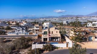 Xalet a Almerimar. Chalet en venta en almerimar