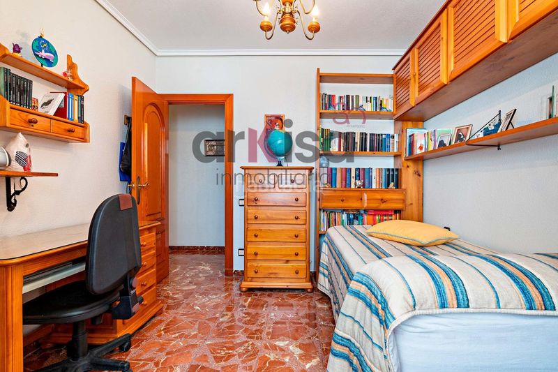 Foto b9dadb6f-11bf-49ac-93ae-efb5a547d1a5. Flat with parking in Ejido centro Ejido (El)
