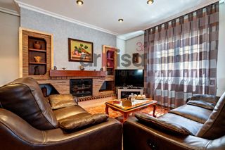 Appartamento in Ejido centro. Amplio piso de 4 habitaciones en el corazón de el ejido