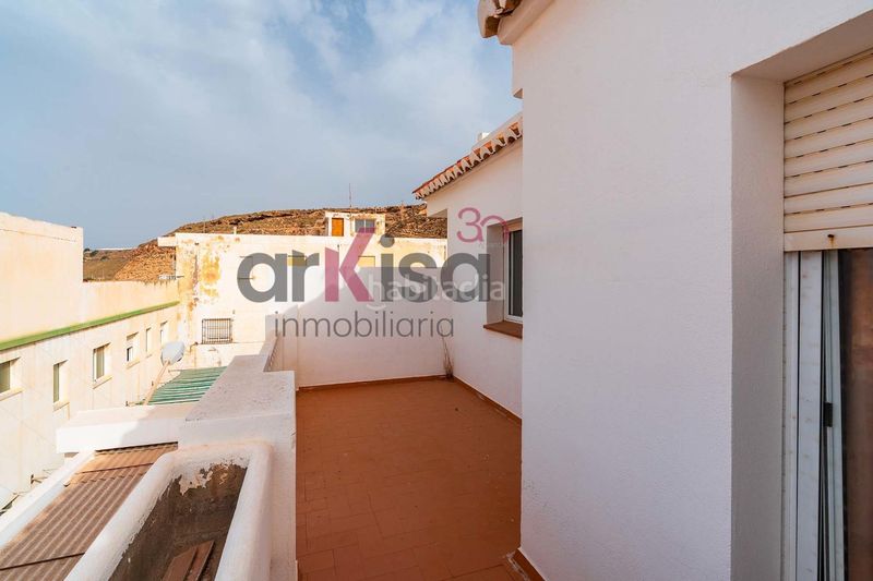 Foto f3252284-5721-4cd5-afe6-59c35209153e. Duplex con parcheggio in Balanegra