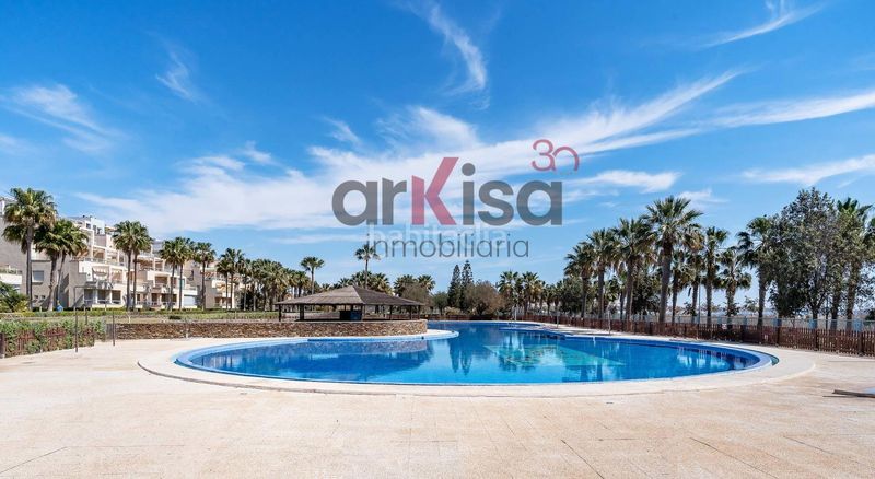 Foto bef74f89-ca9e-416d-8eb1-80222d8deb67. Apartament amb aparcament a Almerimar Ejido (El)