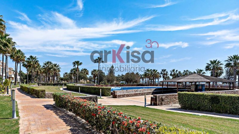 Foto ca1bcb90-ab7a-4b93-b33c-e40b2a96129c. Apartament amb aparcament a Almerimar Ejido (El)