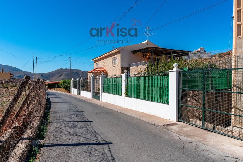 Foto fda9c1ff-af55-45a3-b18f-3ad452899891. Masia amb aparcament piscina a Berja