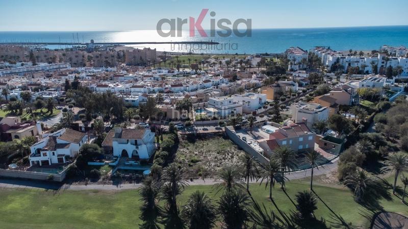 Foto a01ed147-b4bd-42bd-8dfb-bd3c8976e844. Terreno residenziale in Almerimar Ejido (El)