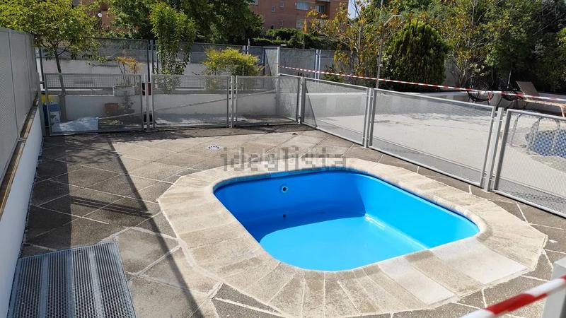 Foto c5df47e7-5d2d-4cbe-be81-83074f783078. Lloguer dúplex amb calefacció piscina a Valdemarín Madrid