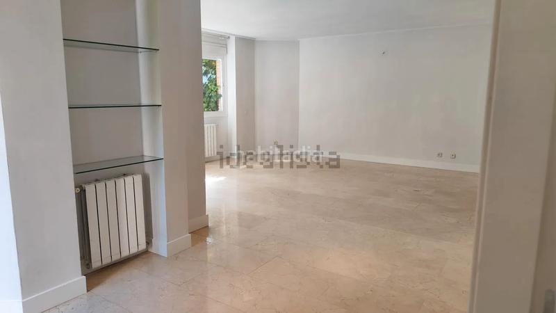 Foto bb968d96-6b98-4e18-9cfd-e1aa860d28c1. Rent duplex with heating pool in Valdemarín Madrid